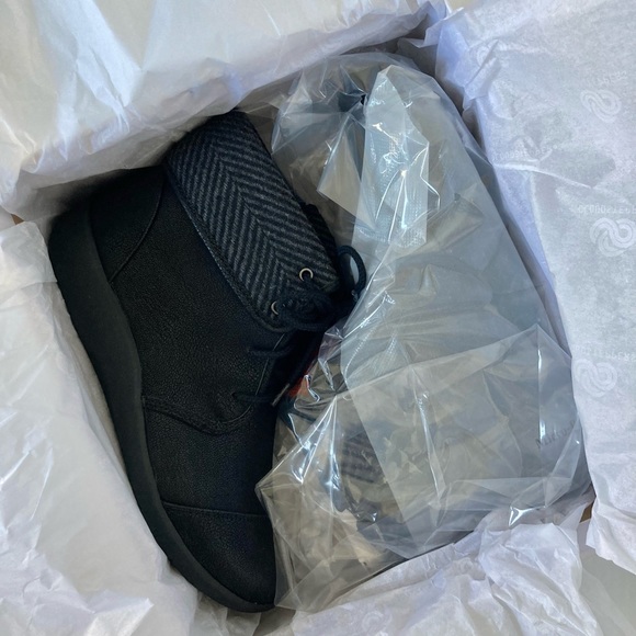 Clarks Cloudstepper shoes - Picture 2 of 7